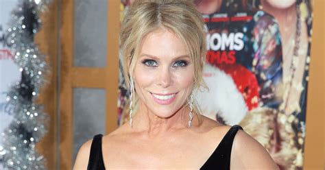 Bad Moms Christmas Star Cheryl Hines Is Dreading Explaining This Sex Reference In The Film To