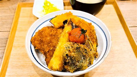 【新潟カツ丼 タレカツ＠日比谷】熱々カツに甘辛い醤油ダレを潜らせた新潟名物タレカツ専門店 御成門プログラマーのグルメ記録