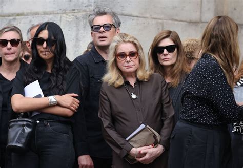 Photo Benjamin Biolay Catherine Deneuve Chiara Mastroianni