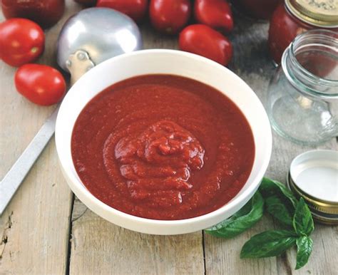 Passata recipe - Italy Travel and Life