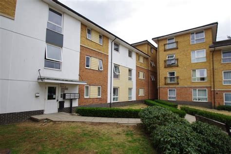 Edison Court Franklin Avenue Watford Wd18 1 Bed Apartment £1 200