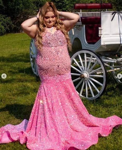 Honey Boo Boo All Grown Up As She Graduates From High School Leaving Mama June Proud Irish