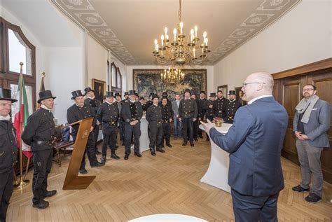 Glücksbringer zu Gast Oberbürgermeister Sören Link empfing