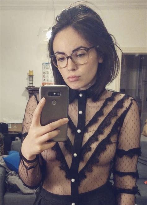 Agathe Auproux nue la star de TPMP dévoile son corps de rêve