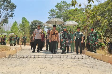 TNI Bersama Rakyat Manunggal Membangun Desa Dan Peradaban Pasundan