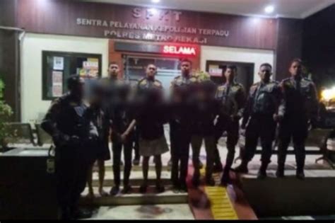 Live Streaming Akan Tawuran Pelajar Di Bekasi Ditangkap Polisi