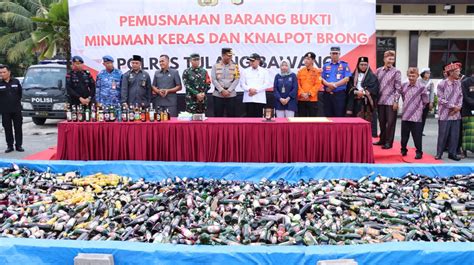 Jelang Hari Raya Idul Fitri H Polres Tulang Bawang Musnahkan