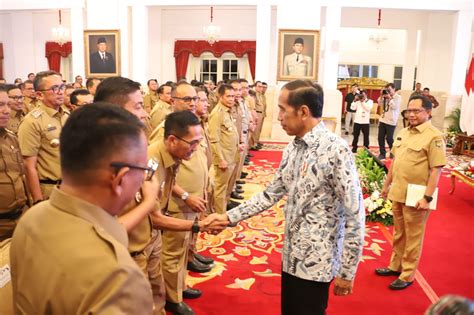 Diundang Ke Istana Negara Ratu Dewa Simak Arahan Presiden Jokowi