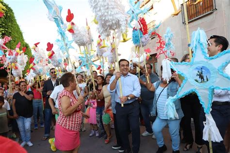 Con la Fiesta del Gallo inició el Festival 492 Aniversario de Querétaro