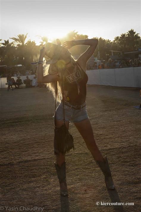 Festival Fashion Coachella Stagecoach Kier Couture Festival