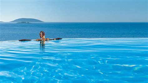 Sunset Suites with Private Pools | Grand Resort Athens