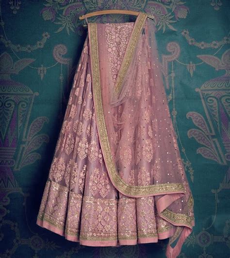 These Pictures Will Force You To Get A Lilac Lehenga For Your Wedding