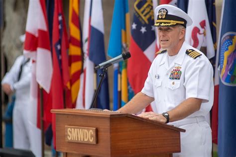 Capt Wilson Marks Assumes Command Of Naval Surface And Mine