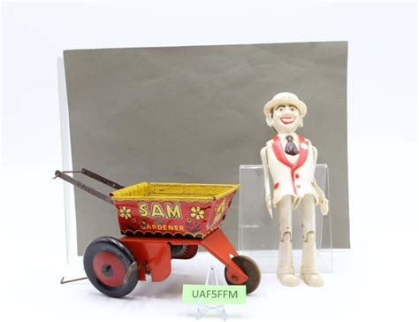 Sam The Gardener Vintage 1940s50s Wind Up Tin Litho Toy Marx