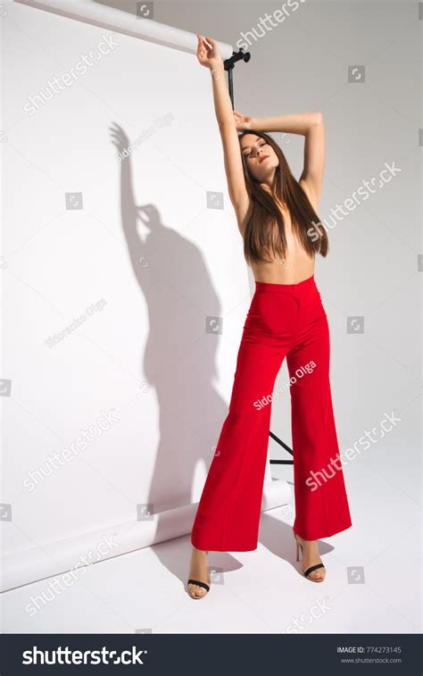 Beautiful Naked Woman Perfect Body Red Stock Photo 774273145 Shutterstock