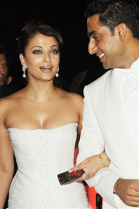 Aishwarya Rai Bachchan And Abhishek Bachchans Love Story In Pictures