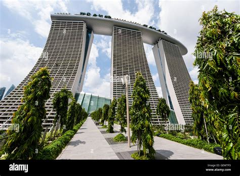 Marina Bay Sands Hotel Stock Photo - Alamy