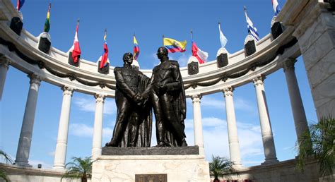 Walking Tour in Guayaquil City Center - Guayaquil | FREETOUR.com