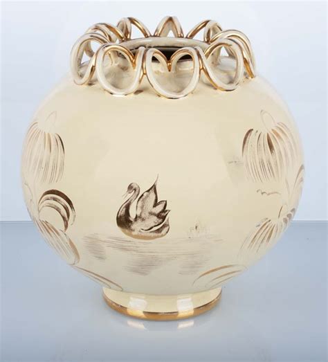 Vaso Globulare SCAR Con Cigno Tra Decori Fogliati In Oro Manifattura