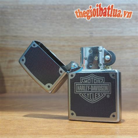 Zippo Satin Chrome Harley Davidson Carbon Fiber Th Gi I B T L A