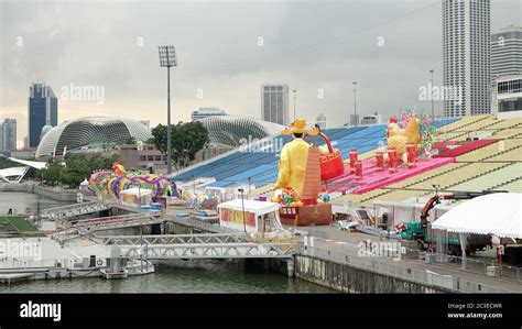 City architecture in Singapore Stock Photo - Alamy