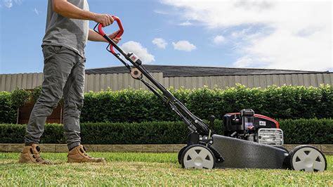 Unleashing The Power Of The Victa Corvette V144 Petrol Lawn Mower GYC