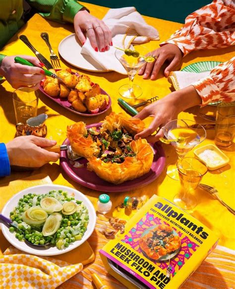 The BEST Plant-Based Meal Delivery Services — Dinner at Your Doorstep!