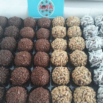 Docinhos Tradicionais Para Festa Cento Elo Brigadeiros Gourmet