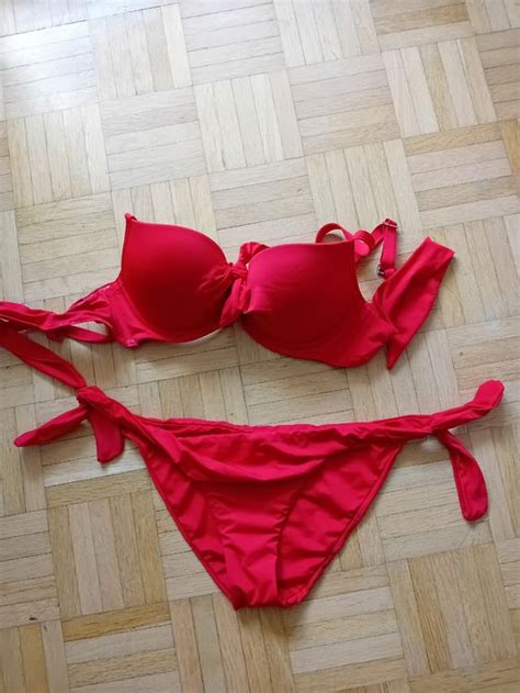 Roter Bikini Push up Gebraucht in Zürich für CHF 9 mit Lieferung