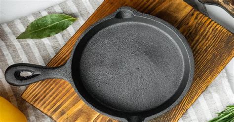 Cast Iron Pans: What They Forgot to Tell You! - Homemaking.com | Homemaking 101 | Daily ...