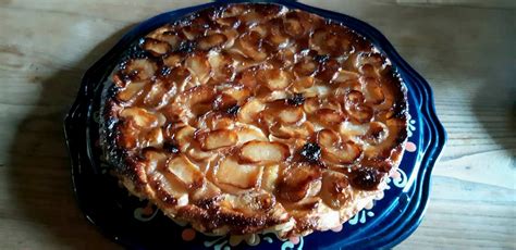 Tarte tatin aux navets miel et fromage de chèvre L Adame des marais