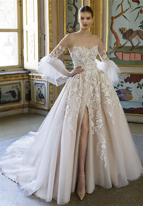 Titania Ball Gown Wedding Dress By Lys E Atelier Weddingwire