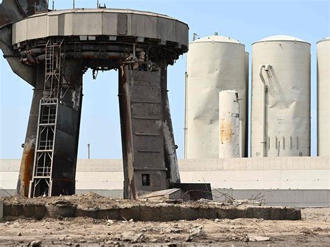 Giant Spacex Rocket Leaves Crater Serious Damage At Texas Base