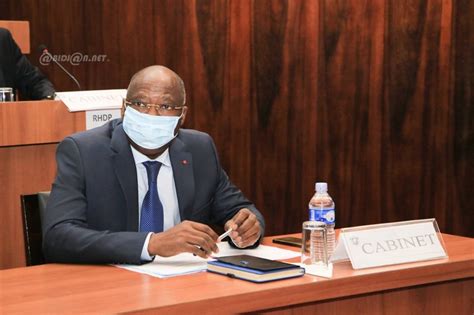 Budget Le Ministre Moussa Sanogo Pr Sente La Loi Sur L Importation Du