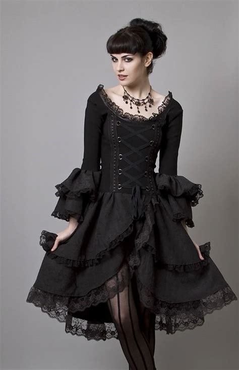 Gothic Victorian Era Fashion: A Timeless Trend In 2023