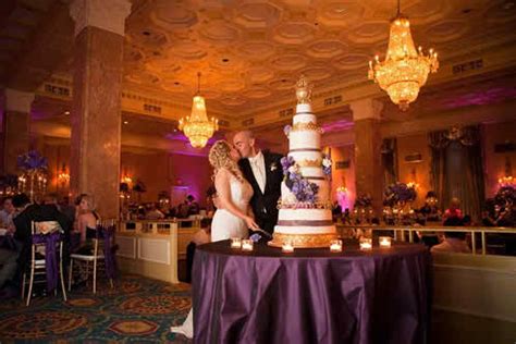 Ideas for Wedding Reception Themes | | TopWeddingSites.com