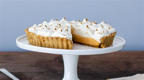 Grapefruit And Ginger Meringue Pie Recipe Bbc Food