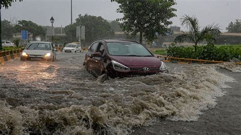 Delhi Ncr Weather Forecast Live Today Weather Delhi Imd Heavy Rain Alert In Ghaziabad