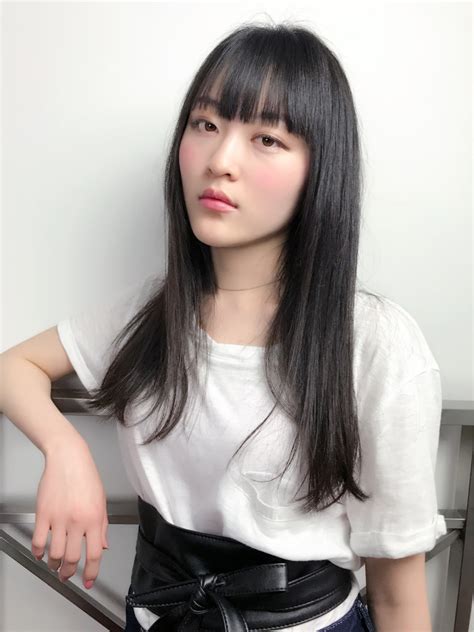 黒髪の女性がもたらす印象は男女が思うかわいい髪型を紹介 HAIR