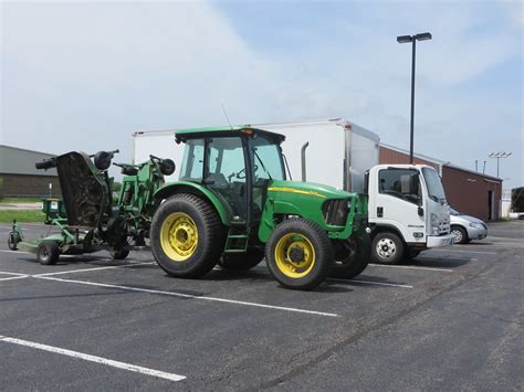 John Deere 5525: Specs, Engine, Transmission, Dimensions