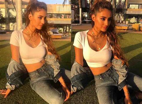 Sizzling Hot Photos Of Disha Patani In White Top Filmy