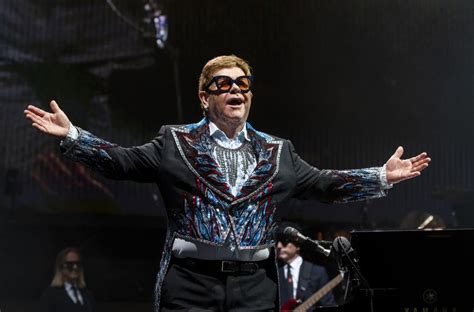 Elton John Viene Al Pa S Y Encabezar Inauguraci N Anfiteatro El Dorado