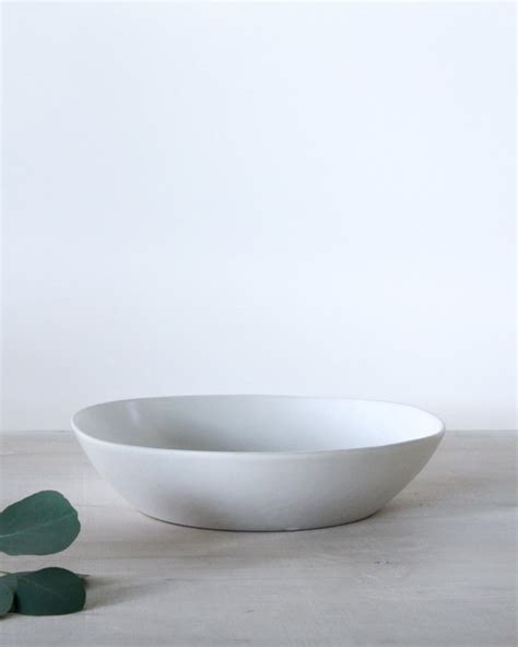 Hawkins Ny Large Shallow Serving Bowl Garmentory