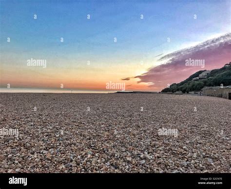 Folkestone beach hi-res stock photography and images - Alamy