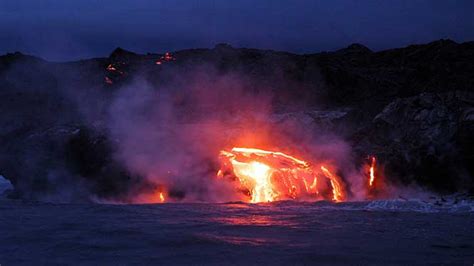 Big Island Volcanoes: Big Island Volcanoes - ALOHA HAWAII