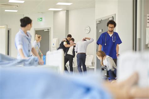 Troppe Aggressioni Al Personale Sanitario La Provocazione Dei Medici