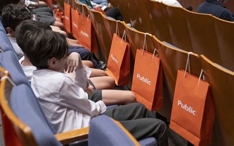 Τα Public Κύπρου παρουσίασαν το «Βιβλίο των Σχολείων ΙΙΙ» | Inbusiness