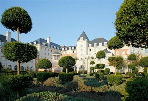 Dream Castle Hotel Marne La Vallee En Disneyland Paris Destinia