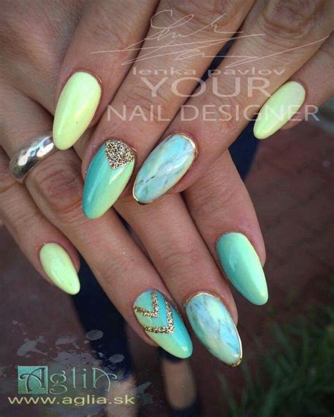 Pin Van Ingrid Vanzwaelmen Op Nail Art