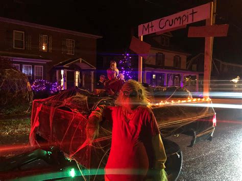 Mercersburg Halloween Parade - Home